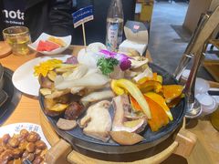 -一朵菌·野生菌探索家火锅(南亚店)