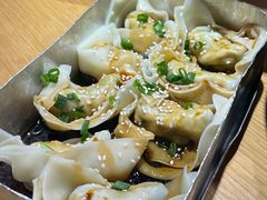 小辰光干捞馄饨-蜜桃餐厅·伴山(海岸城店)