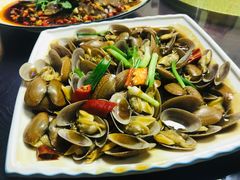 葱姜炒花蛤-鑫悦楼煎蟹·16年海鲜大排档