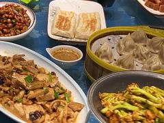 -乔家小院•非遗驴肉•本地小海鲜(滨河路店)