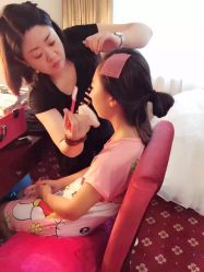 -贺贺美妆造型