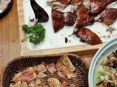 -老滇山寨•云南特色菜•地方菜•民族风情歌舞表演(经开区店)