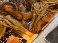 -肉甲韩国木炭烤肉(新壹街1店)
