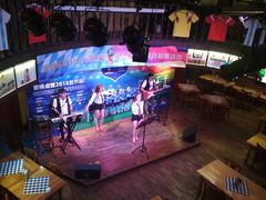 -皇冠自酿啤酒坊(中国红街5号楼店)