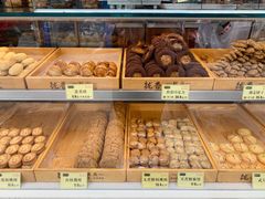 -拢香糕点(万达店)