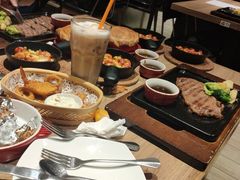 -必胜客(新中纬店)