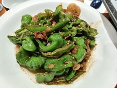 湖南辣椒炒肉-绿茶餐厅(成都天府红店)