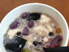 -哼哈豆花工房(高铁吾悦广场店)