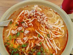 -亮亮面馆(经六路店)