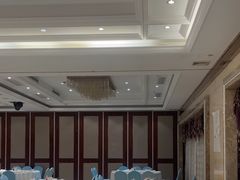 -沪华海鲜大酒楼(南汇店)