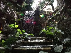 -多彩贵州城极地海洋世界