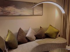 -上海滴水湖皇冠假日酒店