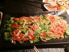 秘制香菜牛肉-嘿嘟嘟·肋条烧肉放题(爱融荟城店)