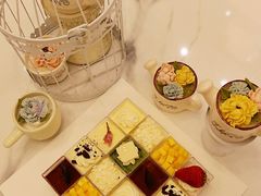 环游世界-李奥斯汀蛋糕商务茶歇·甜品台·企业活动团建(长寿路店)