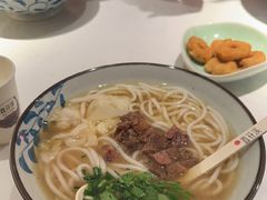 -鑫花溪牛肉米粉(凤凰街创始总店)