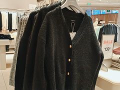 -URBAN REVIVO(西安Momopark店)