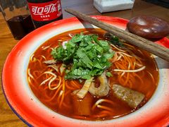 -楚东君•襄阳牛肉面牛杂煲(陆家嘴正大店)