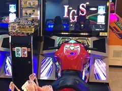 -汤姆熊欢乐世界(红博会展购物广场店)