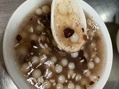 -芳婆糕团店(王府大街店)