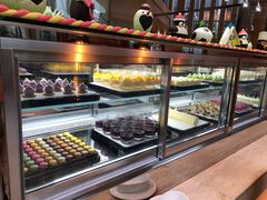 -松山湖凯悦酒店·Café自助餐厅·周末火舞秀表演