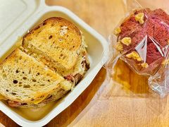 鲁宾牛肉三明治-佐敦面包铺·JORDAN BAKERY