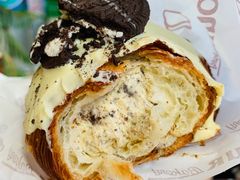 奥利奥羊角包-OUR Bakery(三里屯太古里店)