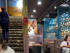 -盾亚新疆餐厅(松江万达广场店)