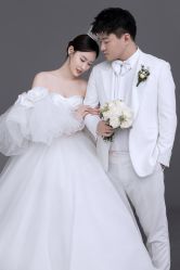 点击看大图 -挪娅婚纱摄影皇家会所