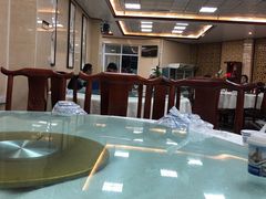 -新一家农家菜(华景新城店)