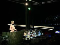 -瑰丽酒店·海吧·天际下午茶·现场DJ·天台酒吧