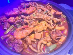 -徐记小怪兽肉蟹煲店(哈西万达金街店)