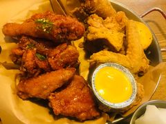 炸鸡翅一半一半-富乐满韩国正宗炸鸡韩国料理(虹泉路店)