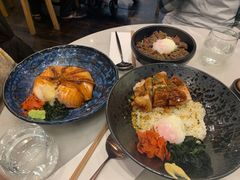 炙烤三文鱼盖饭-Calia