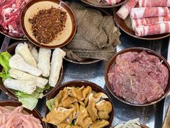 -正南齊北重庆老火锅(光华村直营店)