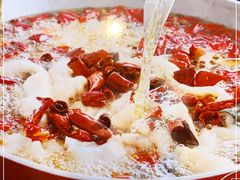 -鑫巴蜀小镇 · 水煮鱼专研店(玉桥店)