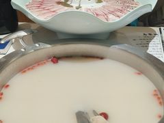 -马家斑.鲜鱼火锅(松湖万科店)
