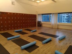 -无界瑜伽普拉提