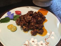 -万重锦·人文川菜馆(骡马市店)