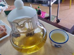 -墨脱石锅椰子鸡•香草鸭•东山羊(大东海店)