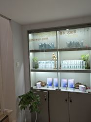 -咪咪专业脱毛连锁机构