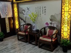 -莱仪堂艾灸经络养生馆(九亭一店)