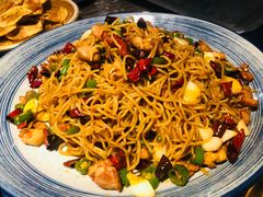 -六福烧烤酒馆(秦隆步行街店)