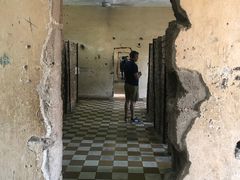 -吐斯廉屠杀博物馆