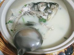 -天乐农家鱼头王(天目湖店)