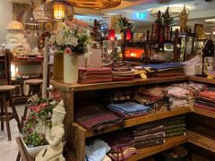 -Thai Pothong Restaurant