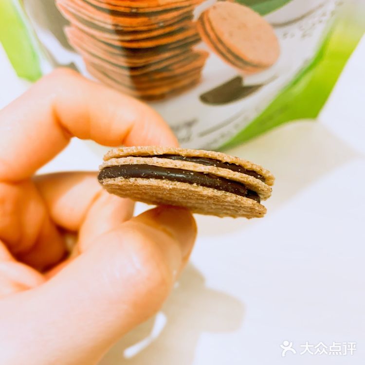 山姆明星单品-巧克力夹心椰子饼干