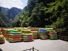 -重庆神龙峡漂流