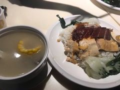 招牌四宝饭-龙记烧腊茶餐厅(常德路店)