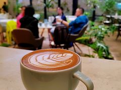 咖啡拿铁-théATRE茶聚场·餐厅(环球金融中心店)