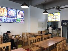 大堂-朱洪元苏式面馆(绿宝广场店)